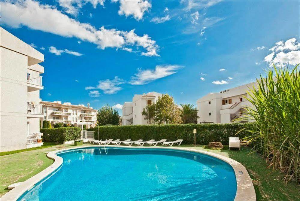 Llevant Apartments Port de Pollença Kültér fotó
